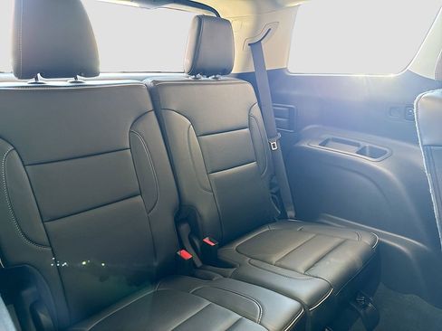 Used 2023 GMC Acadia Denali w/ Denali Ultimate Package image 29