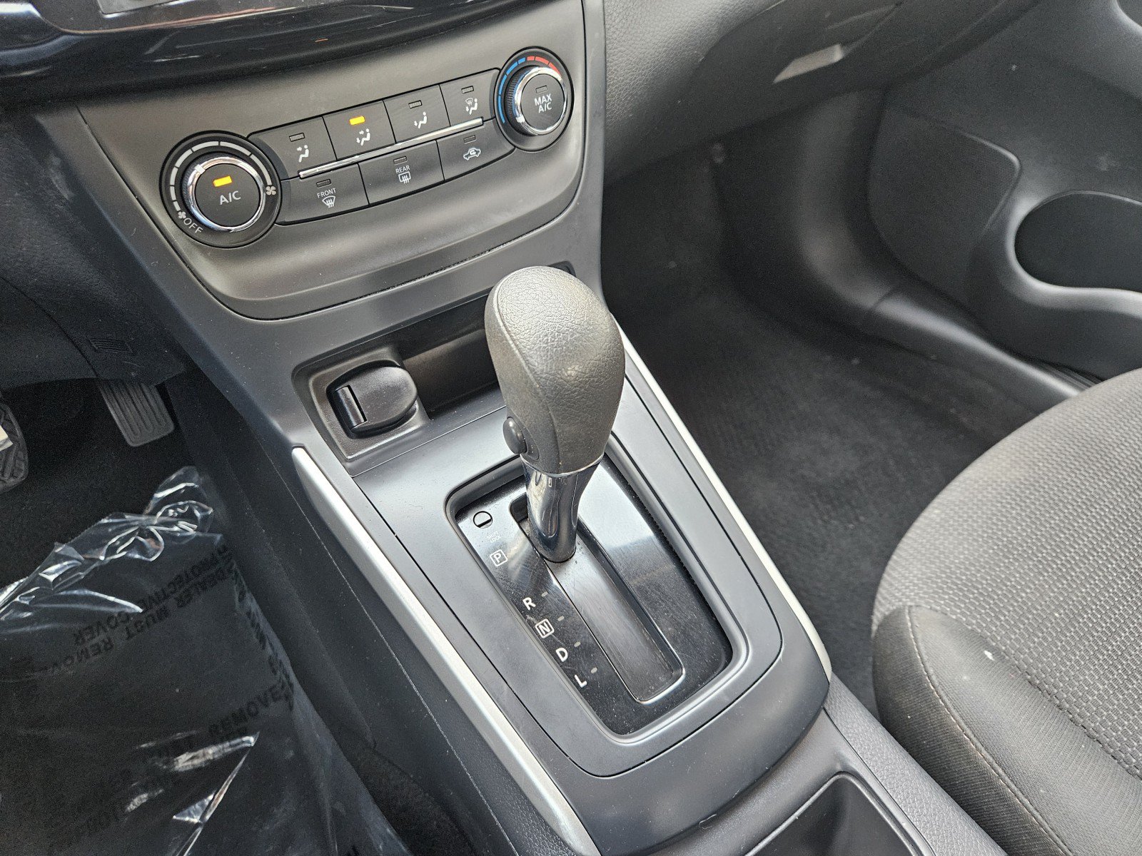 Used 2019 Nissan Sentra S w/ Appearance Package FWD image 13