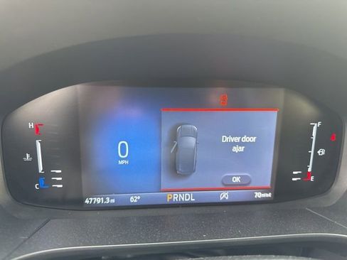 Used 2024 Ford Escape ST-Line image 13