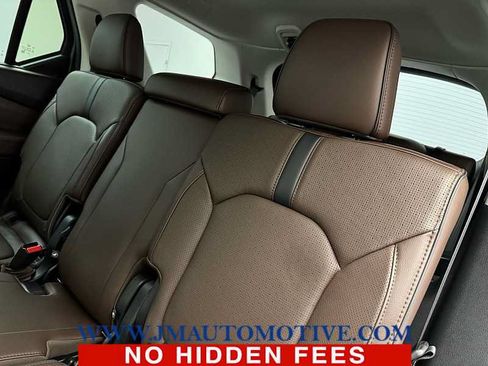 Used 2024 Honda Pilot Elite image 16