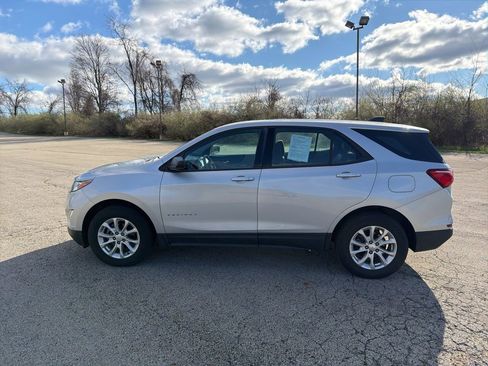 Used 2018 Chevrolet Equinox LS image 6