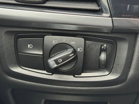 Used 2018 BMW X6 xDrive50i w/ M Sport Package image 21