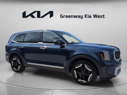 Certified 2023 Kia Telluride S w/ S Sunroof Package