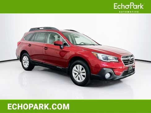 Used 2019 Subaru Outback 2.5i Premium AWD/4WD image 1