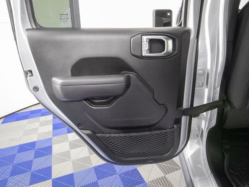 Used 2024 Jeep Wrangler Unlimited Sport AWD/4WD image 14