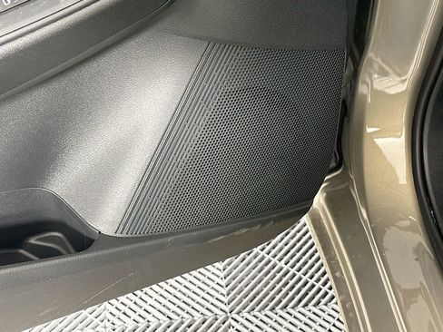 New 2026 Nissan Sentra SV w/ SV Convenience Package image 25