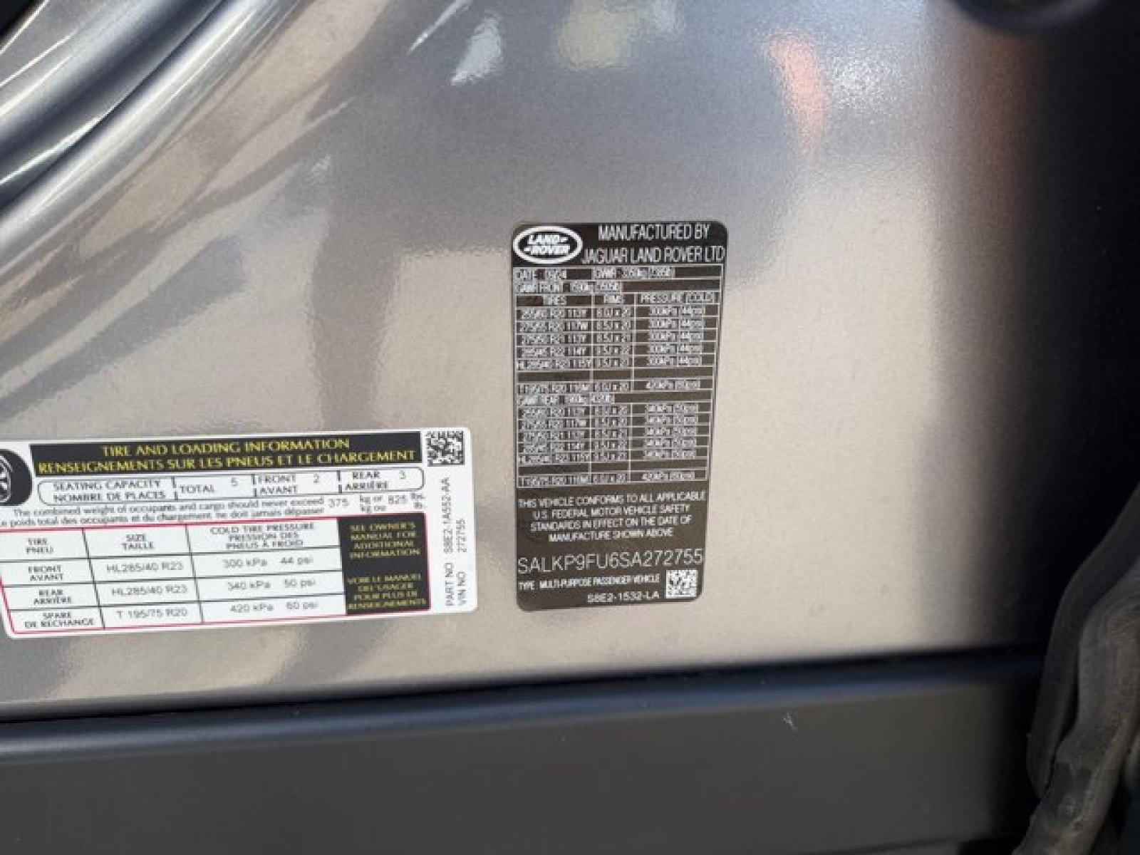 Certified 2025 Land Rover Range Rover SE AWD/4WD image 22