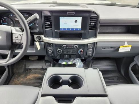 New 2025 Ford F350 XL w/ XL Chrome Package AWD/4WD image 15