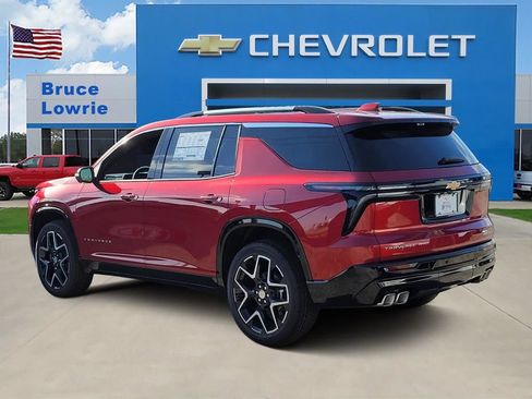 New 2026 Chevrolet Traverse High Country AWD/4WD image 3