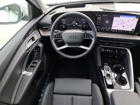 New 2025 Audi Q5 2.0T Premium Plus image 23