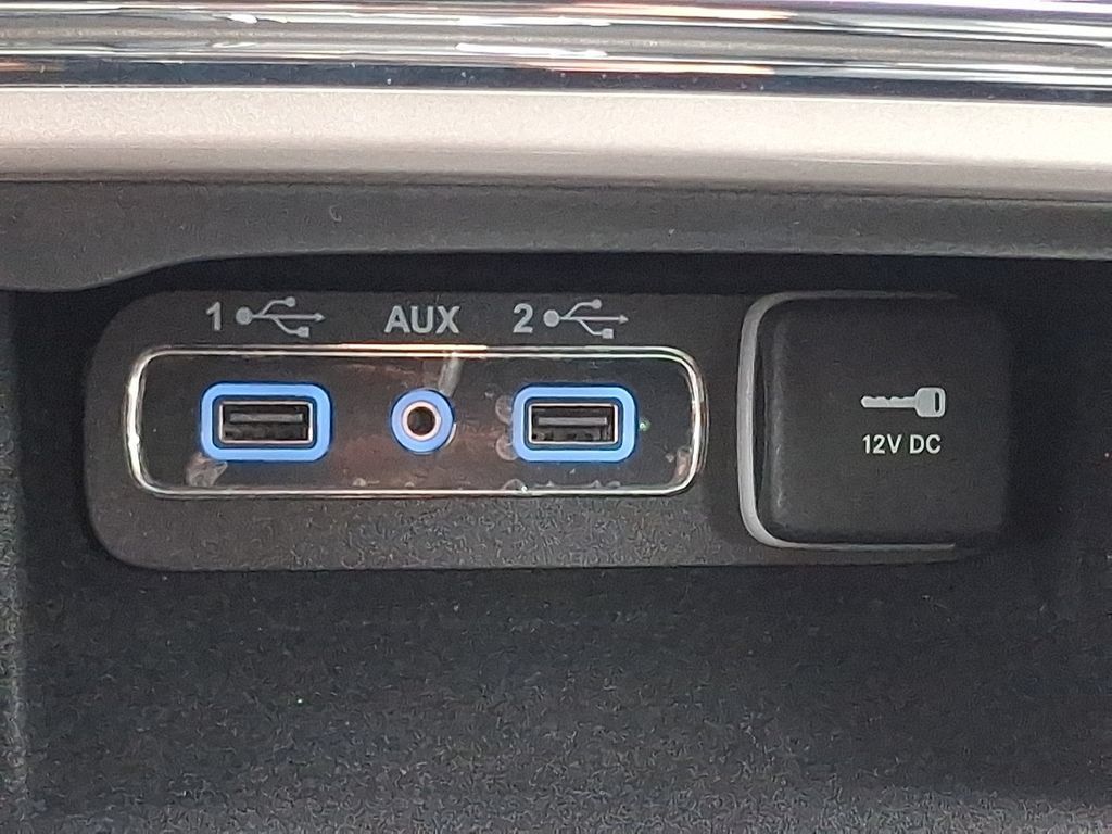 Used 2022 Jeep Grand Cherokee Laredo X AWD/4WD image 28