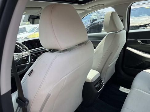 Used 2023 Hyundai Sonata SEL w/ Convenience Package FWD image 14