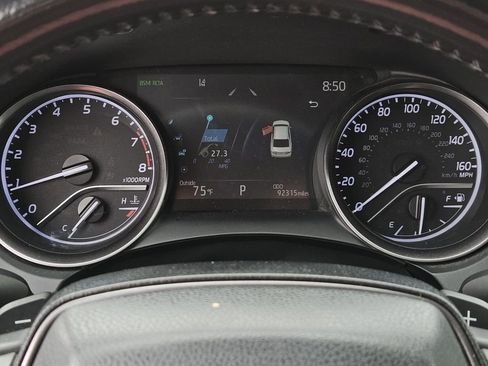 Used 2021 Toyota Camry SE w/ Cold Weather Package image 21