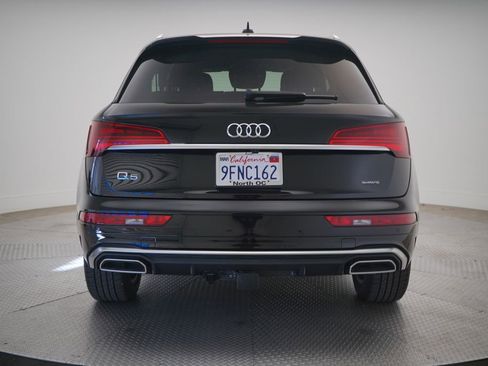 Used 2023 Audi Q5 2.0T Premium w/ Convenience Package image 4