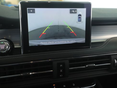 Used 2020 Lincoln Corsair FWD w/ Equipment Group 101A image 13