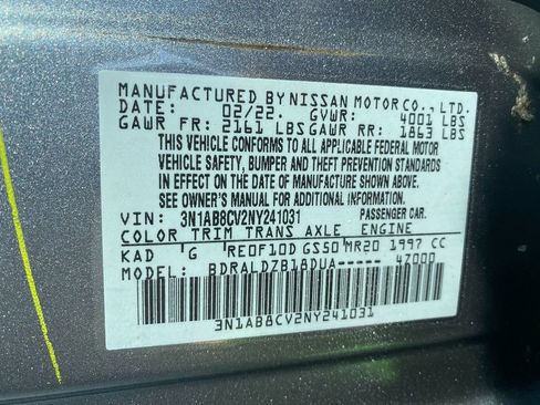 Used 2022 Nissan Sentra SV image 32