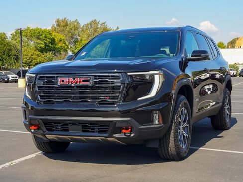 New 2026 GMC Acadia AT4 w/ Luxury Package AWD/4WD image 2