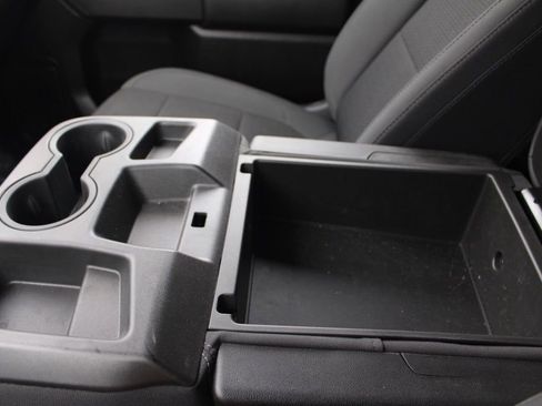 Used 2022 Chevrolet Silverado 2500 Custom w/ Custom Convenience Package image 36