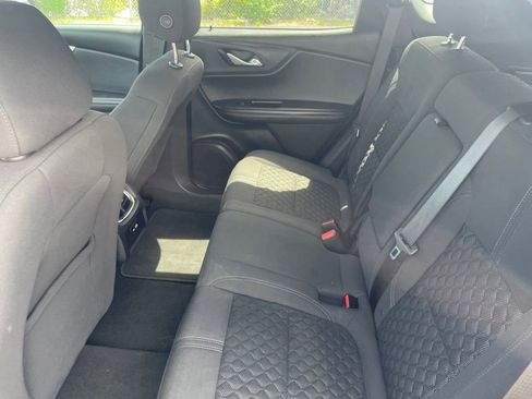 Used 2022 Chevrolet Blazer LT FWD image 19