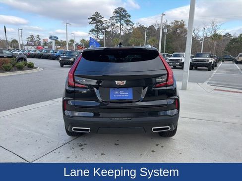 Used 2024 Cadillac XT4 Premium Luxury w/ Technology Package image 7