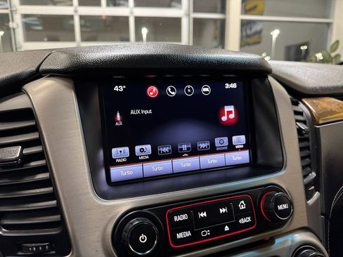 Used 2016 GMC Yukon Denali image 23