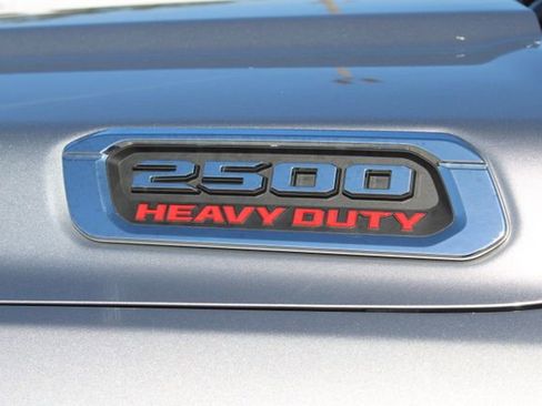 Used 2024 RAM 2500 Big Horn w/ Sport Appearance Package image 19