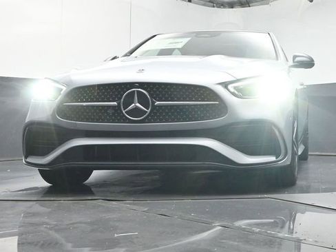 Used 2025 Mercedes-Benz C 300 Sedan image 35