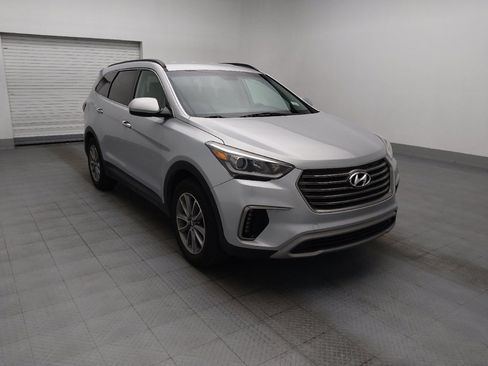 Used 2019 Hyundai Santa Fe XL SE FWD image 13