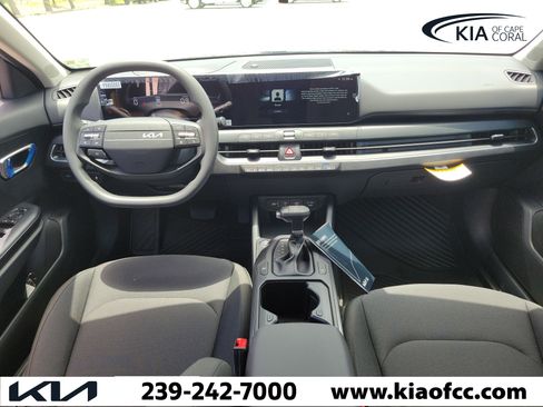 New 2026 Kia K4 FWD image 16