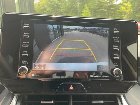 Used 2021 Toyota Venza LE w/ Carpet Mat Package (TMS) AWD/4WD image 20