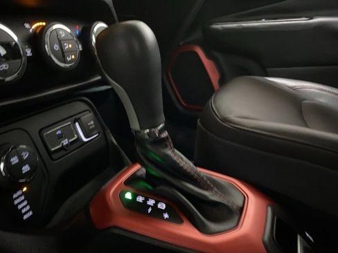 Used 2015 Jeep Renegade Trailhawk w/ Premium Leather Group image 53