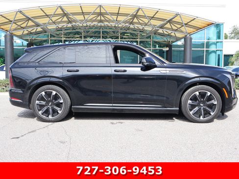 Used 2025 Cadillac Escalade IQ Sport 1 w/ Smart Trailering package AWD/4WD image 10