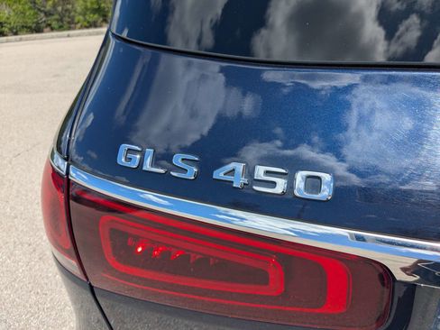 Used 2020 Mercedes-Benz GLS 450 4MATIC image 13