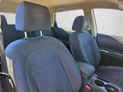 Used 2015 Nissan Rogue S w/ Convenience Package image 16