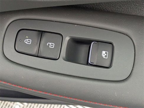 Used 2022 Hyundai Sonata N Line w/ Preferred Accessory Package image 35