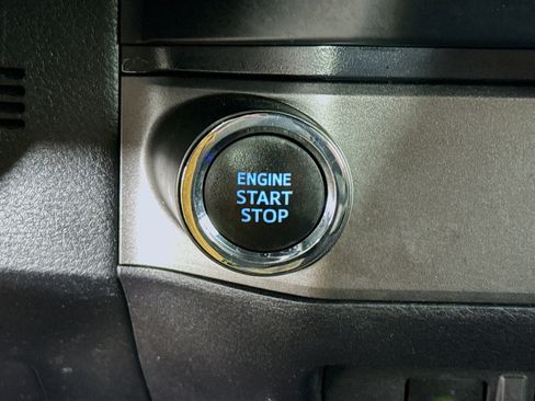 Used 2020 Toyota Tacoma TRD Sport w/ Technology Package RWD image 20
