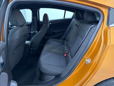 Used 2017 Chevrolet Cruze LT w/ Convenience Package FWD image 21