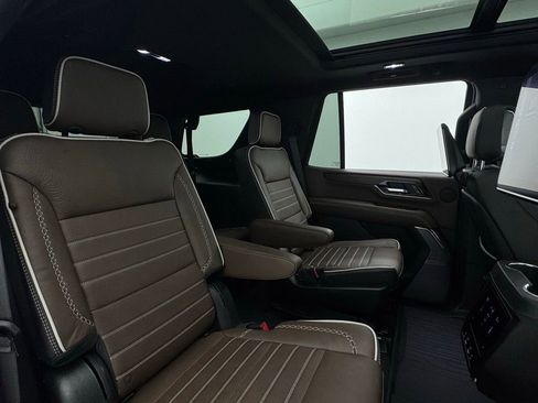 Used 2026 GMC Yukon Denali Ultimate AWD/4WD image 48