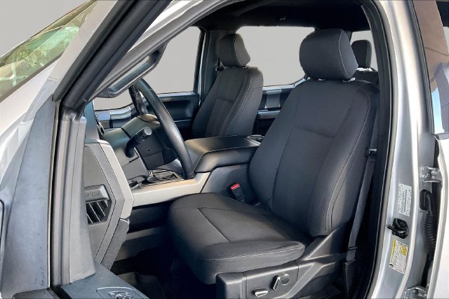 Used 2016 Ford F150 XLT w/ Equipment Group 302A Luxury RWD image 15