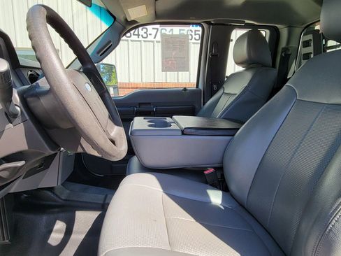 Used 2014 Ford F250 XL w/ Power Equipment Group image 13