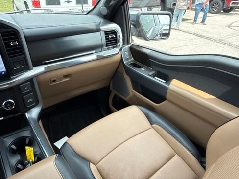 Used 2021 Ford F150 Lariat w/ Equipment Group 502A High AWD/4WD image 23