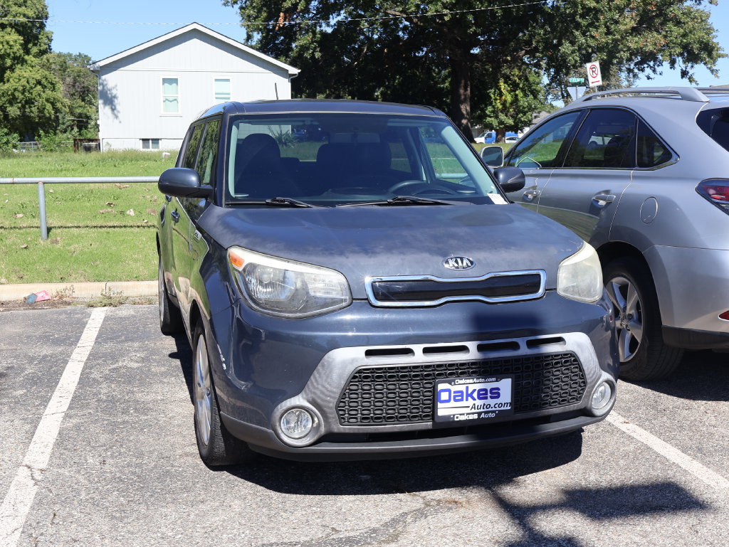 Used 2016 Kia Soul + FWD image 6