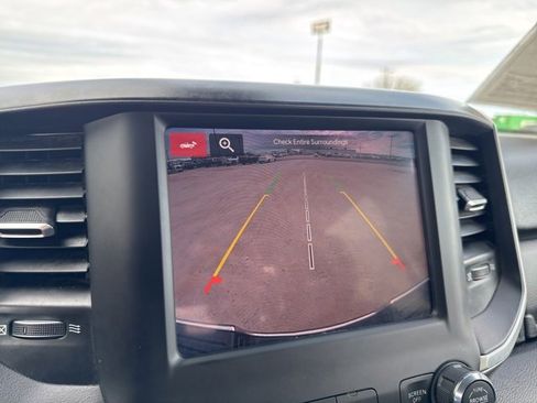 Used 2024 RAM 2500 Big Horn image 18