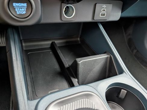 New 2026 Ford Maverick Lobo AWD/4WD image 15