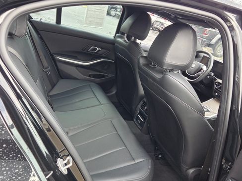 Used 2025 BMW 330i Sedan RWD image 14