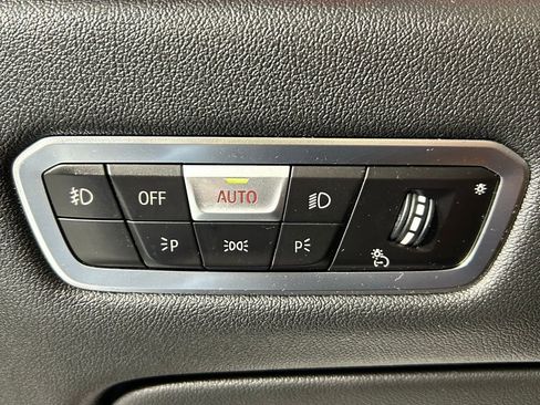 Used 2020 BMW X6 xDrive40i w/ Convenience Package image 35