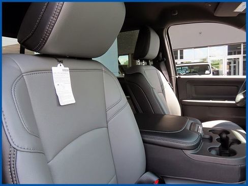 New 2026 RAM 3500 Tradesman AWD/4WD image 10