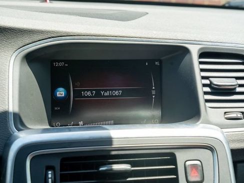 Used 2017 Volvo S60 T5 Inscription Platinum w/ Climate Package FWD image 27