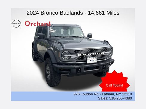 Used 2024 Ford Bronco Badlands AWD/4WD image 1