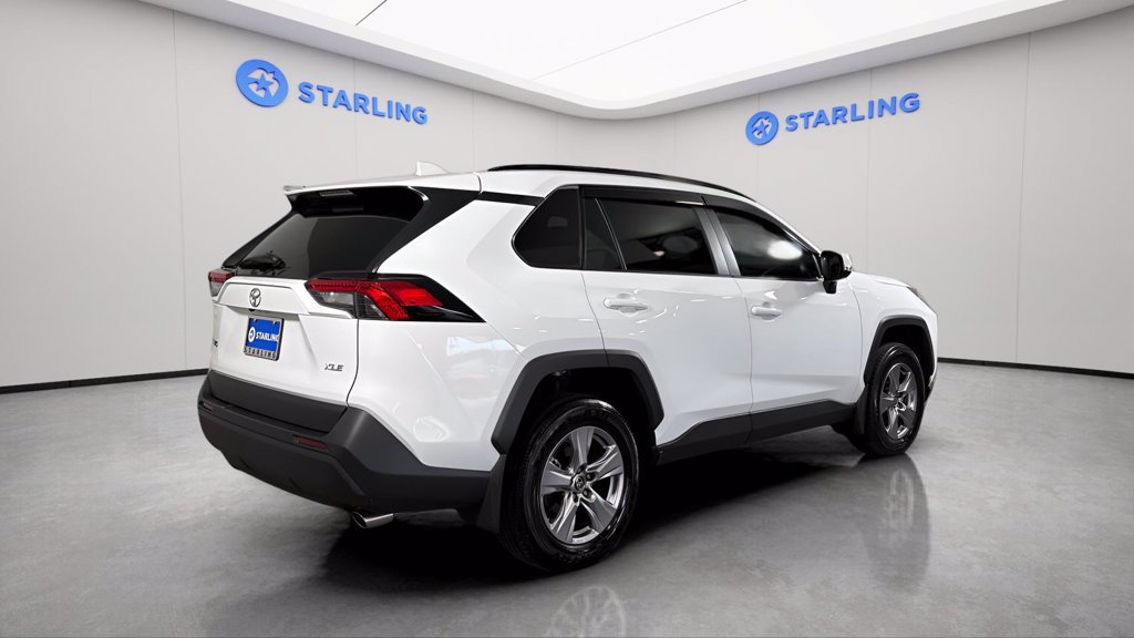 Used 2025 Toyota RAV4 XLE w/ Convenience Package FWD image 9